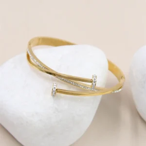 bracelet-jonc-clou-en-acier-inoxydable-style-et-sophistication_dor
